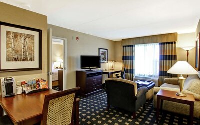 Homewood Suites by Hilton Toronto Airport Corporate Centre