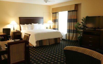 Homewood Suites by Hilton Toronto Airport Corporate Centre