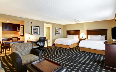 Homewood Suites by Hilton Toronto Airport Corporate Centre