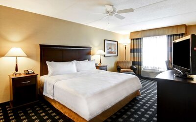 Homewood Suites by Hilton Toronto Airport Corporate Centre