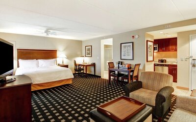 Homewood Suites by Hilton Toronto Airport Corporate Centre