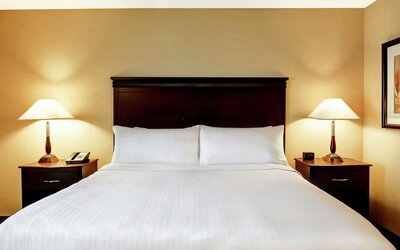 Homewood Suites by Hilton Toronto Airport Corporate Centre