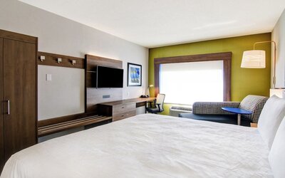 Holiday Inn Express Hotel & Suites Toronto - Markham by IHG