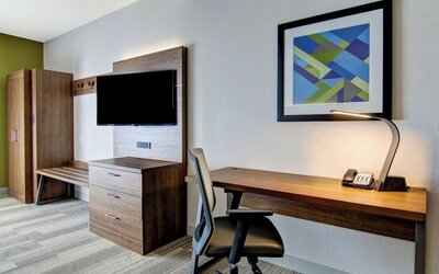 Holiday Inn Express Hotel & Suites Toronto - Markham by IHG