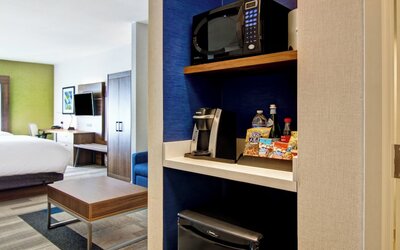 Holiday Inn Express Hotel & Suites Toronto - Markham by IHG