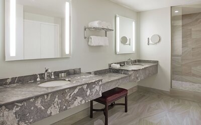 Sheraton Parkway Toronto North Hotel & Suites
