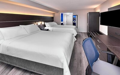 Holiday Inn Express & Suites Mississauga-Toronto Southwest by IHG