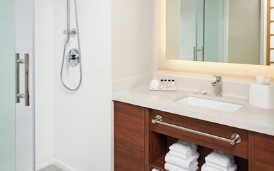 Delta Hotels by Marriott Toronto Mississauga