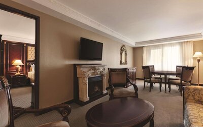 Radisson Hotel Toronto Airport West