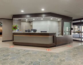 Best Western Plus Toronto Airport Hotel