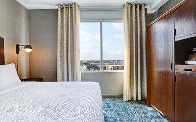 Four Points by Sheraton Toronto Mississauga