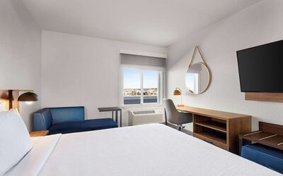 La Quinta Inn & Suites by Wyndham Denver Parker