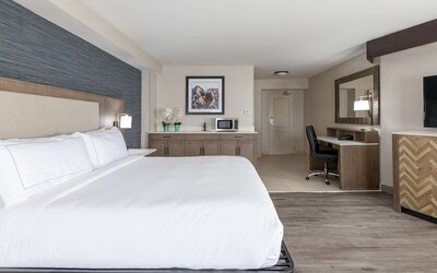 DoubleTree by Hilton Denver - Thornton