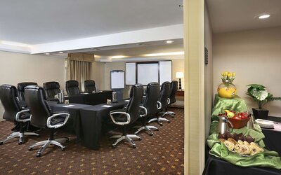 DoubleTree by Hilton Denver - Thornton