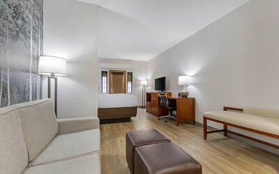 Comfort Suites Golden West on Evergreen Parkway