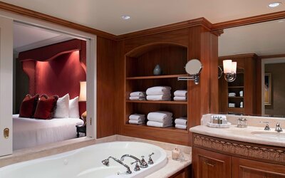 Wedgewood Hotel & Spa