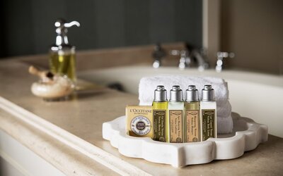 Wedgewood Hotel & Spa