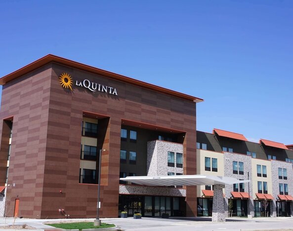 La Quinta Inn & Suites by Wyndham Littleton/Red Rocks