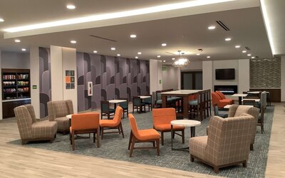 La Quinta Inn & Suites by Wyndham Littleton/Red Rocks