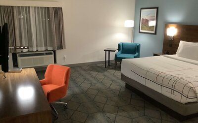 La Quinta Inn & Suites by Wyndham Littleton/Red Rocks