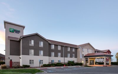 Holiday Inn Express & Suites Denver SW-Littleton by IHG
