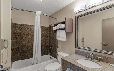 Quality Inn Denver Northeast Brighton