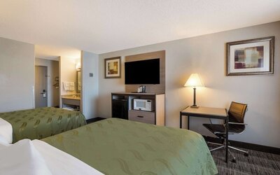 Quality Inn Denver Northeast Brighton