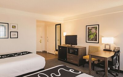 La Quinta Inn & Suites by Wyndham Denver Tech Center