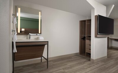 Hyatt Place Denver South/Park Meadows