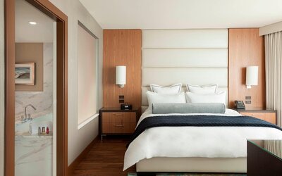Vancouver Marriott Pinnacle Downtown