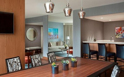 Vancouver Marriott Pinnacle Downtown