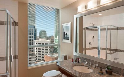 Vancouver Marriott Pinnacle Downtown
