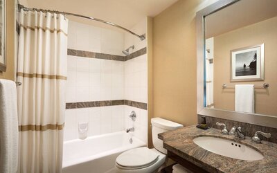Vancouver Marriott Pinnacle Downtown