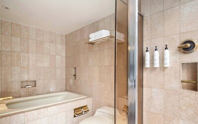 Metropolitan Hotel Vancouver by Marriott