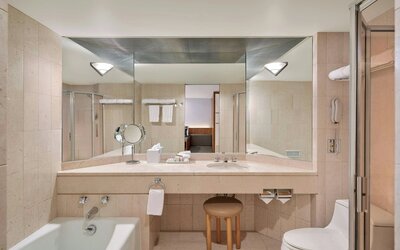 Metropolitan Hotel Vancouver by Marriott