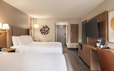 Holiday Inn & Suites Vancouver Downtown by IHG