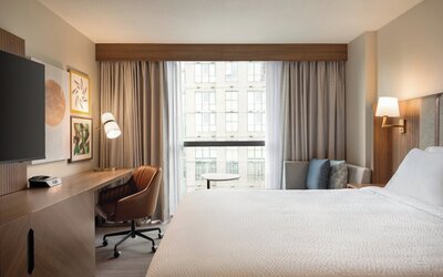 Holiday Inn & Suites Vancouver Downtown by IHG