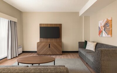 Holiday Inn & Suites Vancouver Downtown by IHG