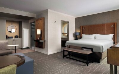 Renaissance Boulder FlatIron Hotel