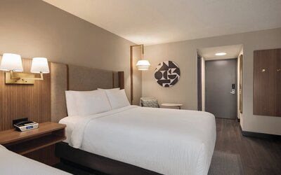 Holiday Inn & Suites Vancouver Downtown by IHG