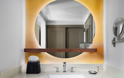 Renaissance Boulder FlatIron Hotel