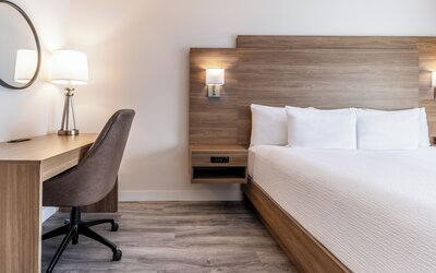 Atrium Hotel Vancouver