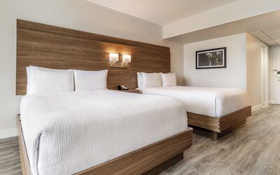 Atrium Hotel Vancouver