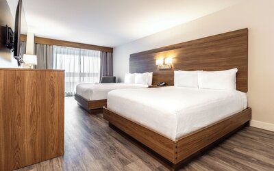 Atrium Hotel Vancouver