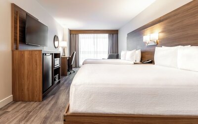 Atrium Hotel Vancouver