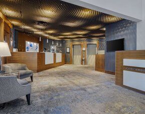 Best Western Premier Chateau Granville Hotel & Suites & Conf. Centre