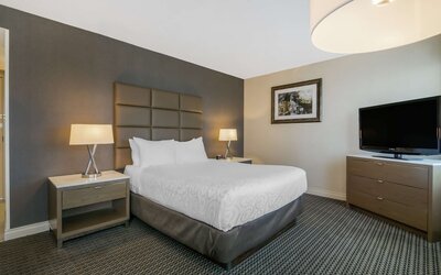 Best Western Premier Chateau Granville Hotel & Suites & Conf. Centre