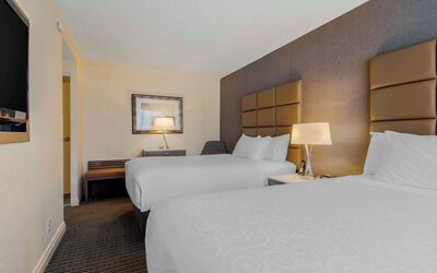 Best Western Premier Chateau Granville Hotel & Suites & Conf. Centre