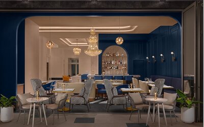 AZUR Legacy Collection Hotel