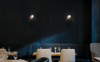 AZUR Legacy Collection Hotel